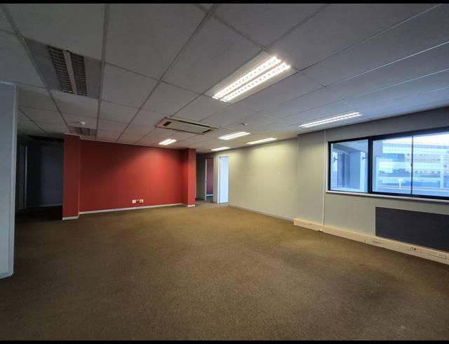 417M² OFFICE TO LET IN SANDTON CENTRAL